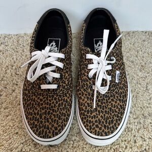 Vans Authentic Shoe Low Top Sneakers Leopard 6 W / 4.5 M